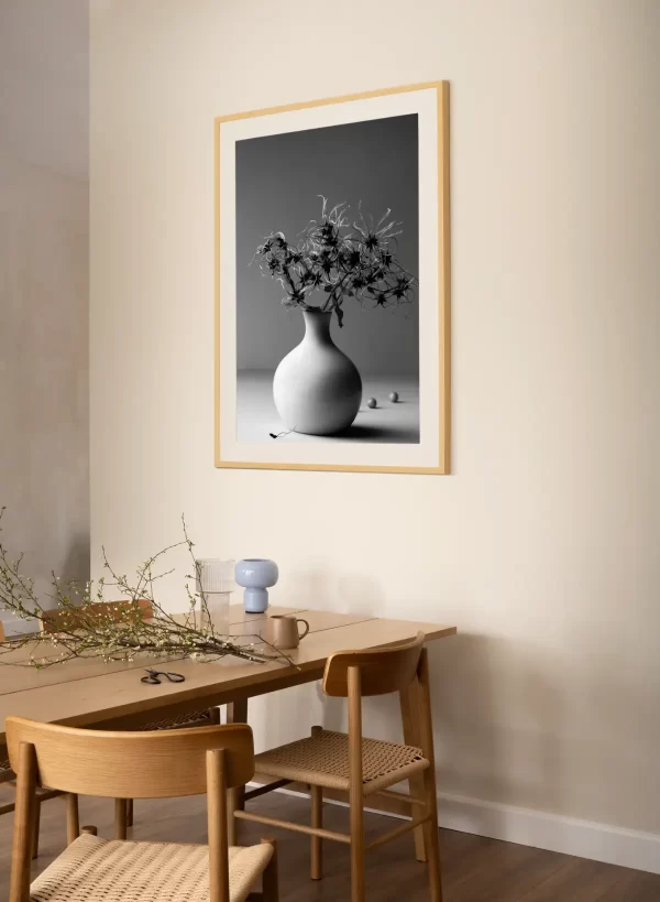 Bijela vaza sa cvijećem - slika na zidu large