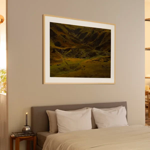 Fotografija stada ovaca na padinama planina - slika na zidu large