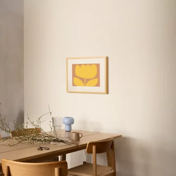 Crtež žutog cvijeta koji će svaki prostor učiniti toplim - slika na zidu small
