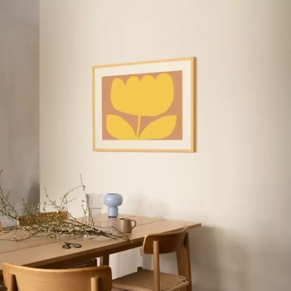 Crtež žutog cvijeta koji će svaki prostor učiniti toplim - slika na zidu medium