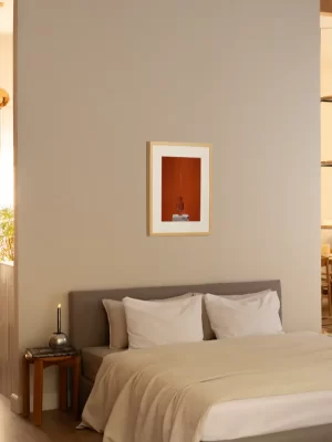 Dva isprepletena cvijeta u vazi - slika na zidu small