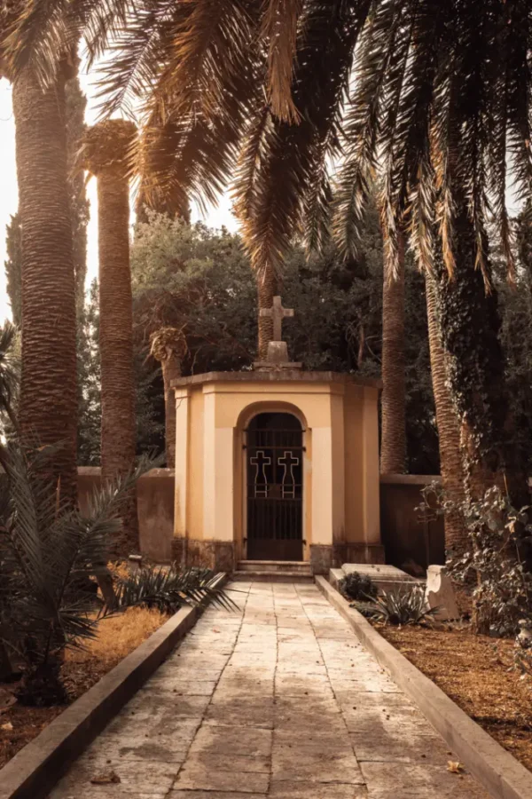 Kapela pokraj crkve u Herceg Novom.