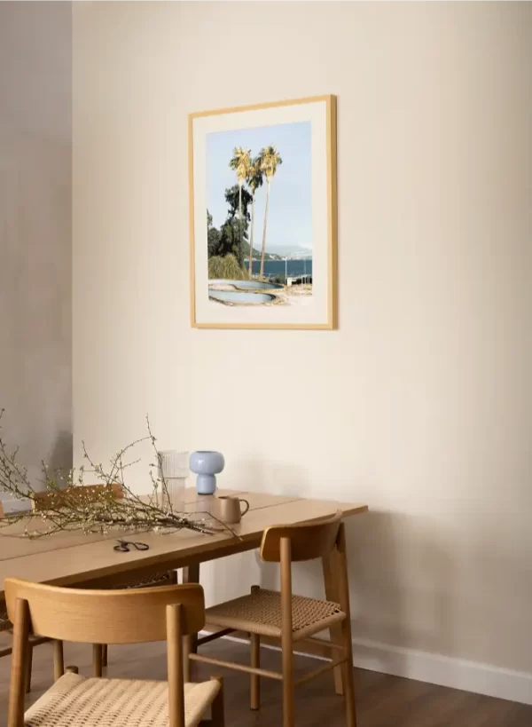 Palma na obali Jadrana, ispred Titove vile - slika na zidu trpezarije medium