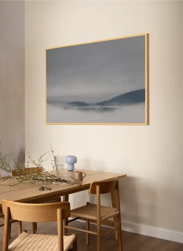 Selo na brdu u magli - slika za zid x large