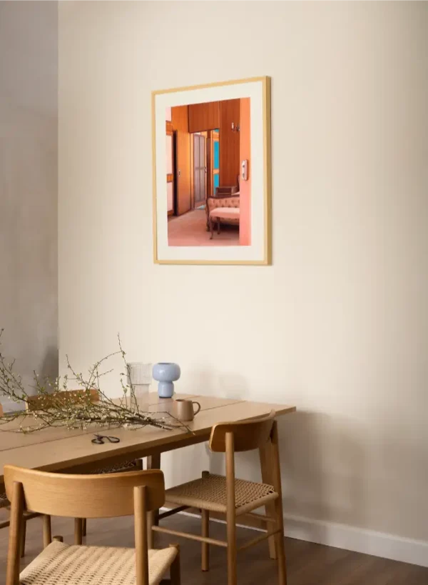 Soba iz vremena socijalizma, iz Titove vile - slika za zid medium