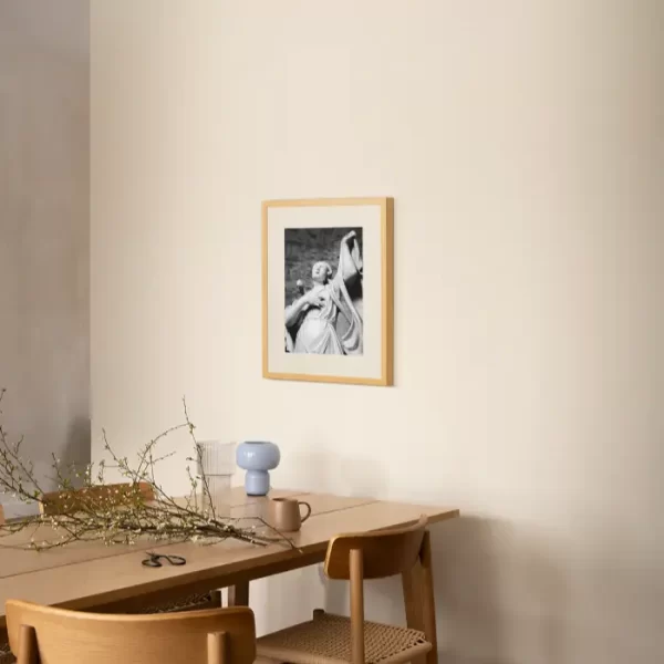 Statua koja izgleda iznenadjeno - slika na zidu trpezarije small