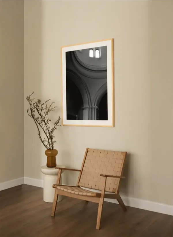 Stub iz crkve sa prozorima kroz koje probija svjetlost - slika na zidu large