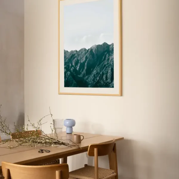 Fotografija planina koje se nalaze u pozadini boke kotorske - slika na zidu large