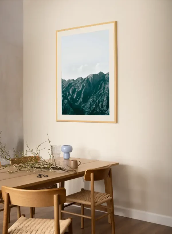 Fotografija planina koje se nalaze u pozadini boke kotorske - slika na zidu large