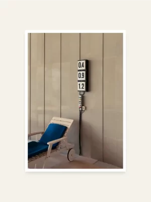 Starinska ležaljka iz Titove vile - slika za zid