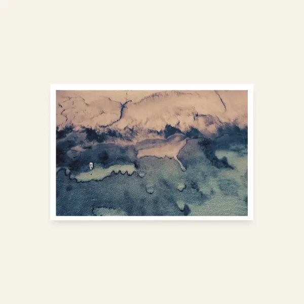 Obala mora i čamac na njoj - slika za zid