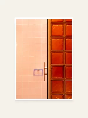 Roze pločice i crveni stakleni blokovi - slika za zid